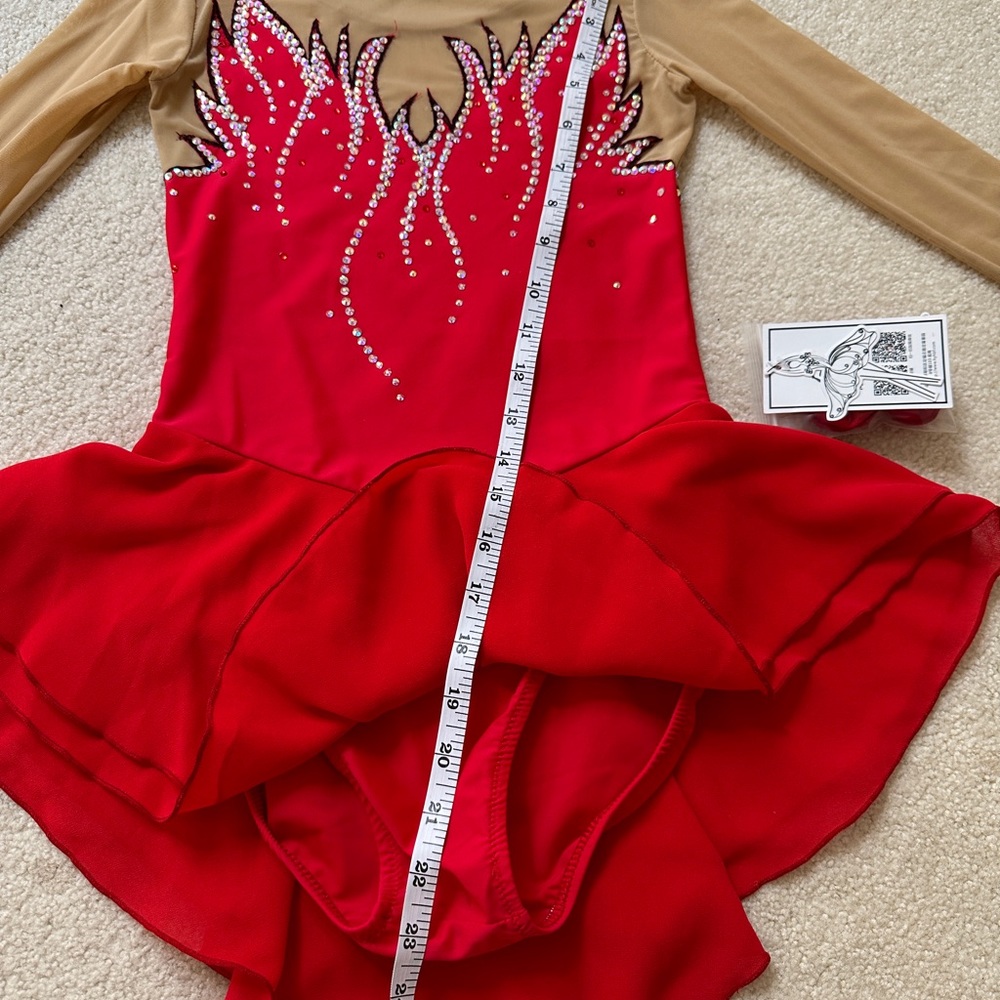 New Figure Skating Dress Size 12 (7~10T) with Hair Scrunchies (130~140cm) - Picture 8 of 10